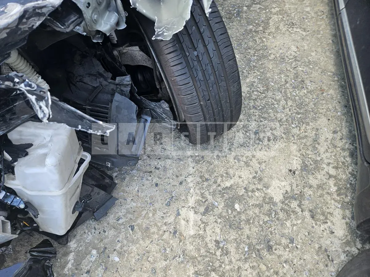 Photo 2 of 21: 2020 Mercedes-Benz A220 Sedan — Korean insurance auction