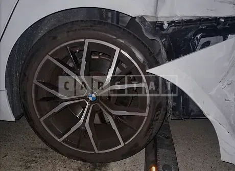 Photo 2 of 9: 2021 BMW 530i xDrive, VIN WBA31BJ07MWW98028 — Korean insurance auction