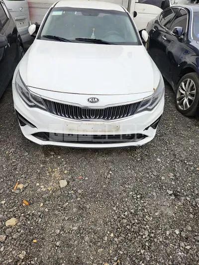 Photo 1 of 12: 2018 Kia K5 2.0 LPG, VIN KNAGU416BKA297807 — Korean insurance auction