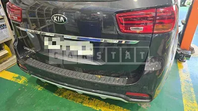 Photo 1 of 16: 2018 Kia Carnivals — Korean insurance auction