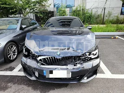 Photo 1 of 26: 2021 BMW 520i — Korean insurance auction