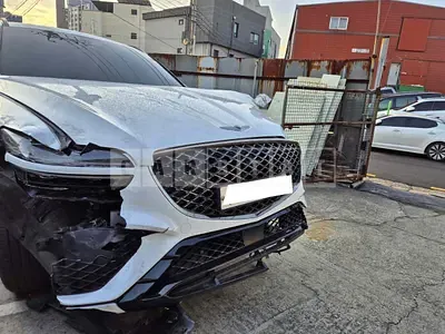 Photo 1 of 16: 2021 Genesis GV70, VIN KMTMB81ADMU013776 — Korean insurance auction