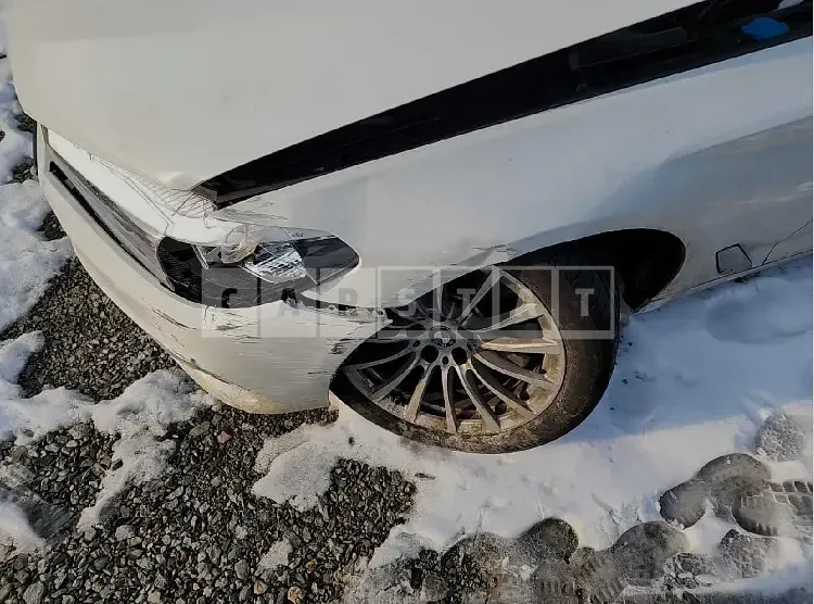 Photo 2 of 9: 2019 BMW 520i Luxury, VIN WBAJK7108KGL29042 — Korean insurance auction