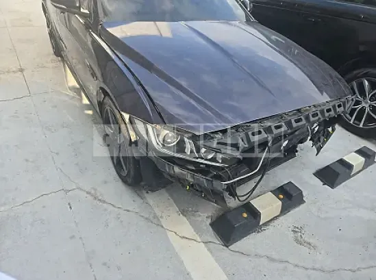 Photo 2 of 17: 2019 Jaguar XE 20d — Korean insurance auction