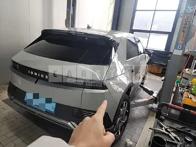 Photo 1 of 10: 2022 Hyundai IONIQ 5, VIN KMHKN81AFNU075686 — Korean insurance auction
