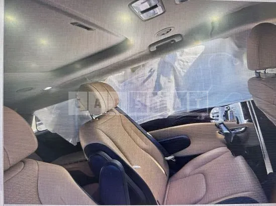 Photo 2 of 10: 2023 Kia Carnival Limousine, VIN KNANE81BBPS233971 — Korean insurance auction