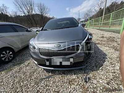 Photo 1 of 6: 2015 Kia Kz — Korean insurance auction