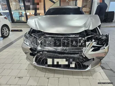 Photo 1 of 6: 2023 Lexus ES300h, VIN JTHBA1C12R2019939 — Korean insurance auction