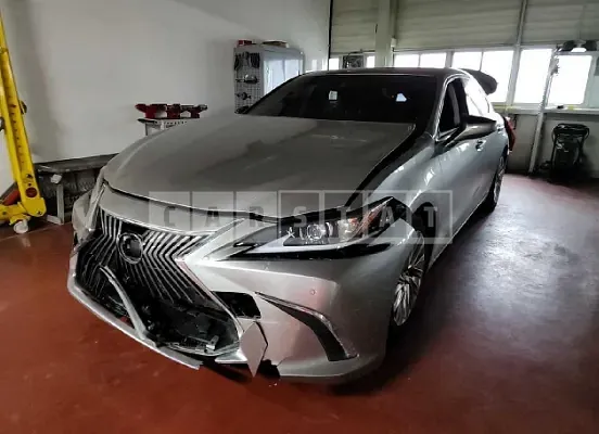 Photo 2 of 46: 2019 Lexus ES300h, VIN JTHB21B12K2046112 — Korean insurance auction