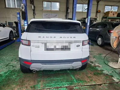 Photo 1 of 28: 2016 Land Rover Range Rover Evoque 2.0d — Korean insurance auction