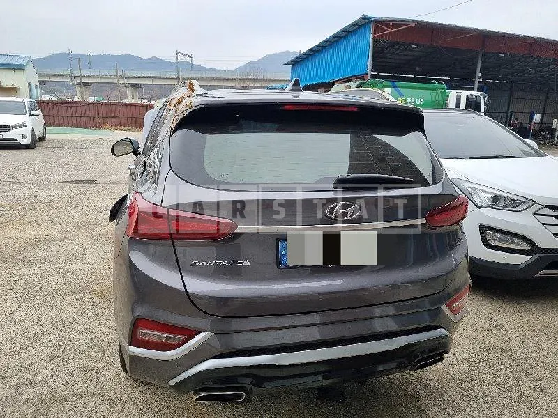 Photo 2 of 31: 2019 Hyundai Santa Fe 2.0, VIN KMHS581BBLU220554 — Korean insurance auction