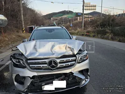 Photo 1 of 15: 2017 Mercedes-Benz GLS350d 4Matic — Korean insurance auction