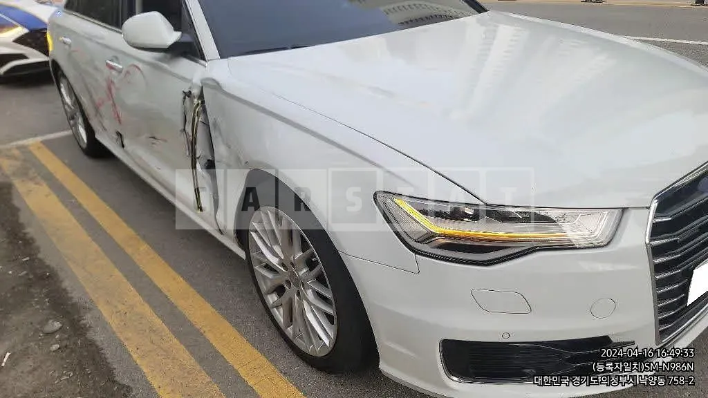 Photo 2 of 11: 2015 Audi A6 40 TDI quattro, VIN WAUZZZ4G9GN049197 — Korean insurance auction