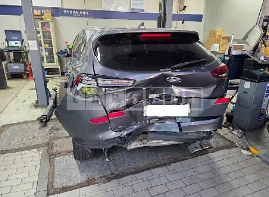 Photo 2 of 4: 2020 Hyundai Tucson — Korean insurance auction