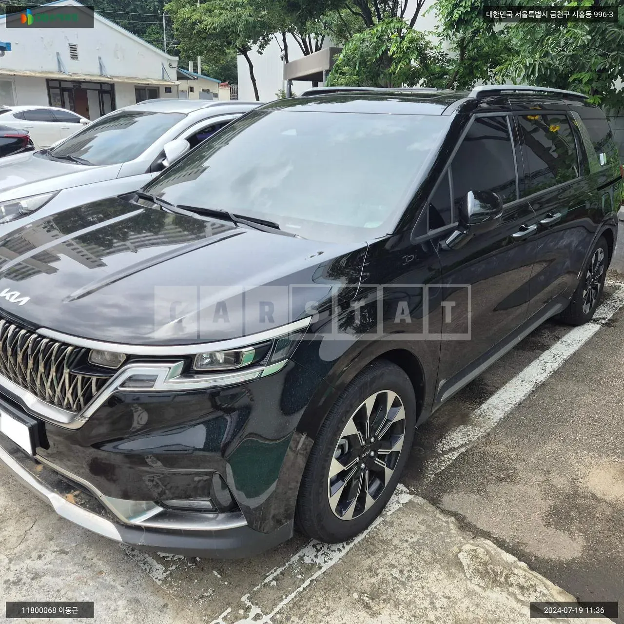 Photo 2 of 19: 2023 Kia Carnival, VIN KNANE81BBPS372678 — Korean insurance auction