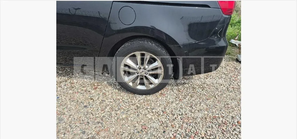 Photo 2 of 26: 2017 Kia Carnivals — Korean insurance auction