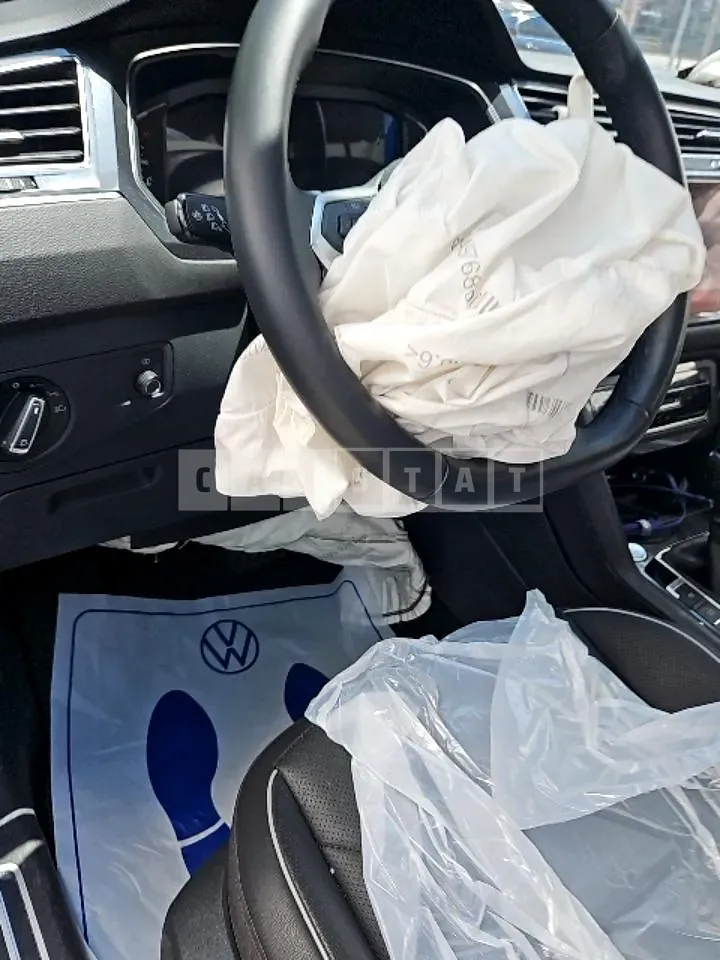 Photo 2 of 23: 2023 Volkswagen Tiguan Allspace — Korean insurance auction