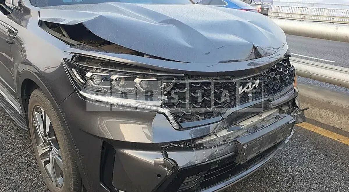 Photo 2 of 8: 2021 Kia Sorento Hybrid — Korean insurance auction