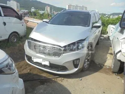 Photo 1 of 14: 2020 Kia Sorento — Korean insurance auction