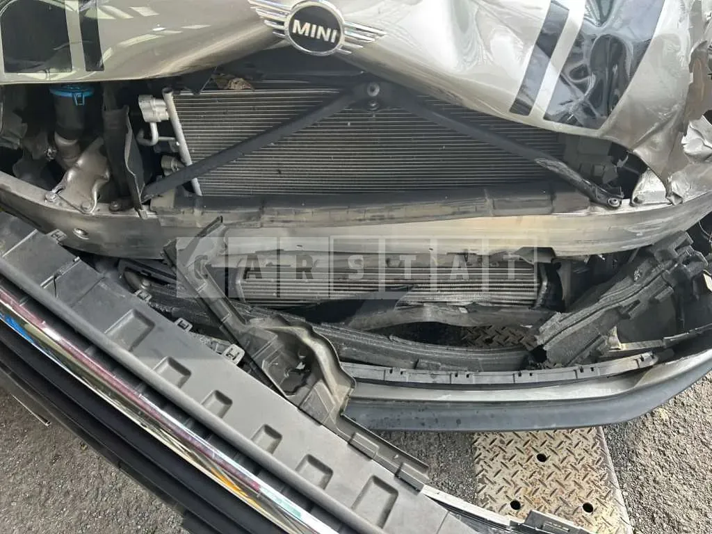 Photo 2 of 9: 2019 MINI Cooper Clubman — Korean insurance auction