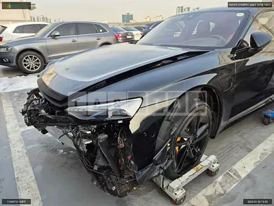 Photo 1 of 9: 2025 Audi S e-tron GT, VIN WAUZZZFW1T7000353 — Korean insurance auction