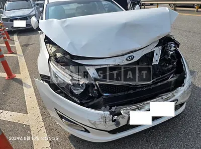 Photo 1 of 10: 2015 Kia K5 — Korean insurance auction