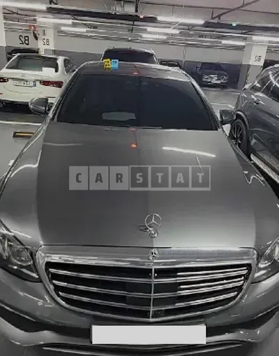 Photo 1 of 9: 2020 Mercedes-Benz E300 e, VIN W1KZF5EBXLA838960 — Korean insurance auction