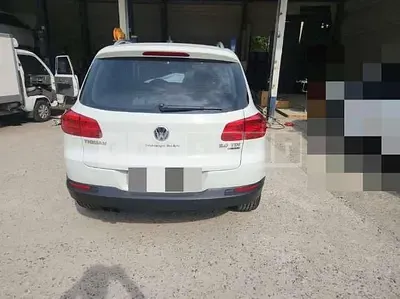 Photo 1 of 10: 2014 Volkswagen Tiguan 2.0 TDI Blue Motion, VIN WVGZZZ5NZFW543079 — Korean insurance auction