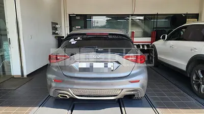 Photo 1 of 40: 2019 Infiniti Q30 — Korean insurance auction