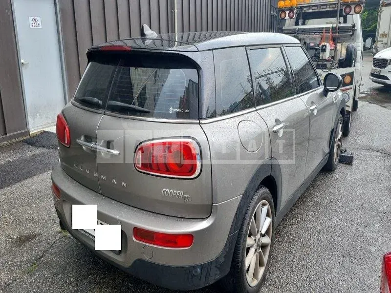 Photo 2 of 14: 2018 MINI Cooper D Clubman — Korean insurance auction