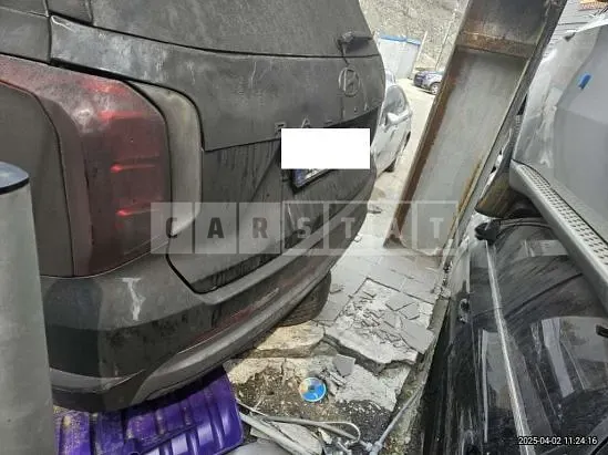 Photo 2 of 17: 2024 Hyundai Palisade — Korean insurance auction