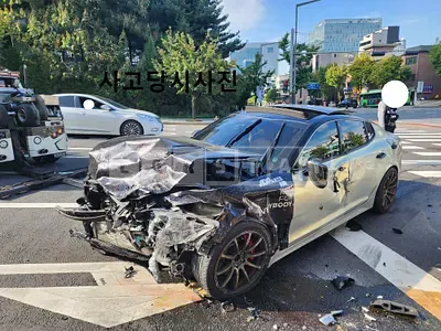 Photo 1 of 26: 2018 Kia Stinger, VIN KNAE751CDJS039579 — Korean insurance auction