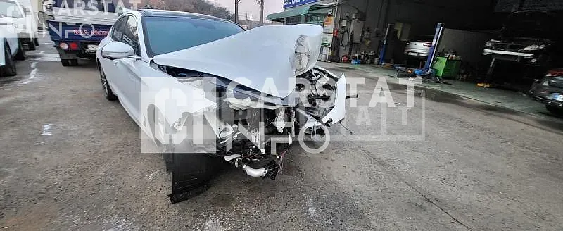Photo 2 of 13: 2021 Genesis G70, VIN KMTG341ADMU080272 — Korean insurance auction
