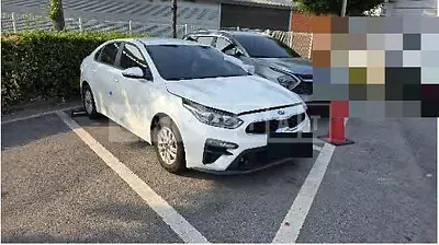Photo 1 of 13: 2020 Kia Kz — Korean insurance auction
