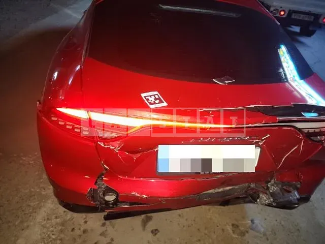 Photo 3 of 3: 2020 Kia Stinger — Korean insurance auction
