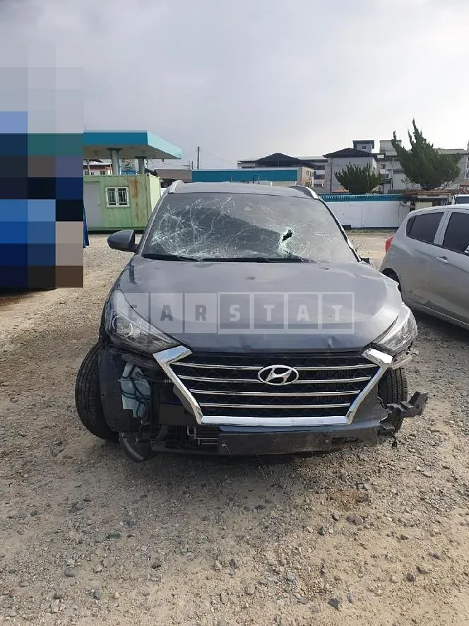 Photo 2 of 8: 2019 Hyundai Tucson TL 2.0, VIN KMHJ381ABLU166846 — Korean insurance auction