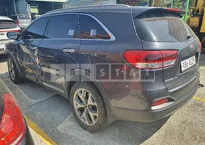 Photo 1 of 45: 2016 Hyundai Kia Sorento, VIN KMHGL41DBGU151472 — Korean insurance auction
