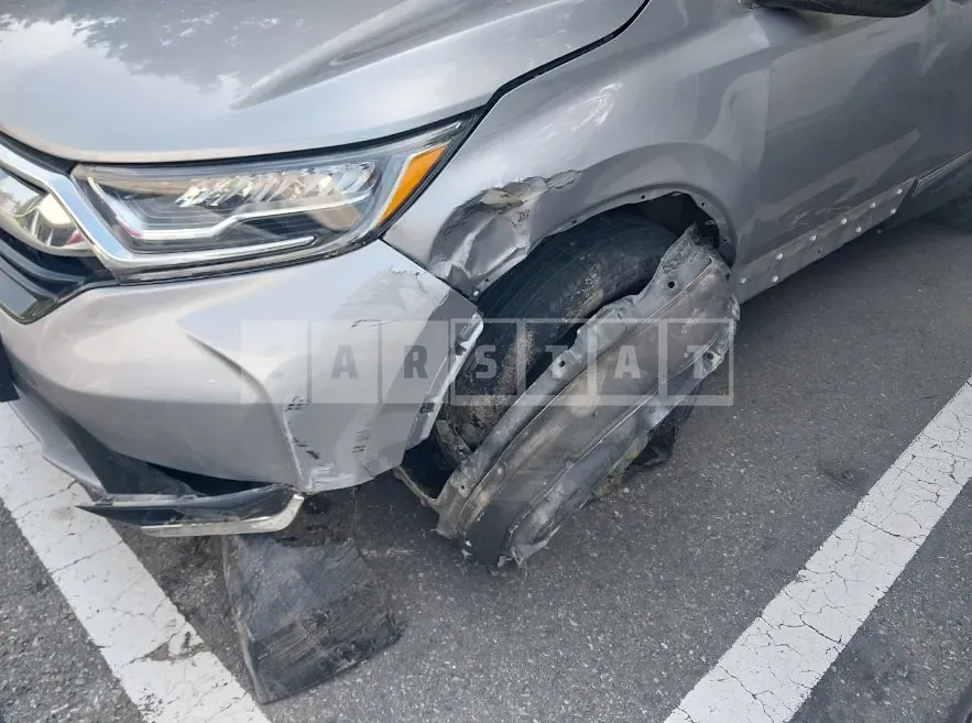 Photo 2 of 9: 2017 Honda CR-V 4WD — Korean insurance auction