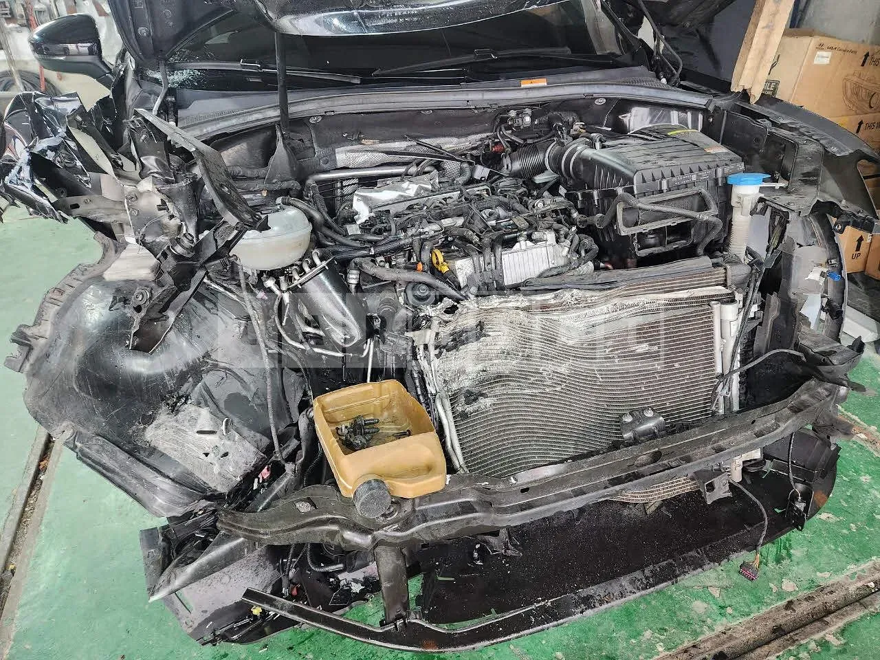 Photo 2 of 14: 2020 Volkswagen Tiguan 2.0 TDI, VIN WVGZZZ5NZLW824918 — Korean insurance auction