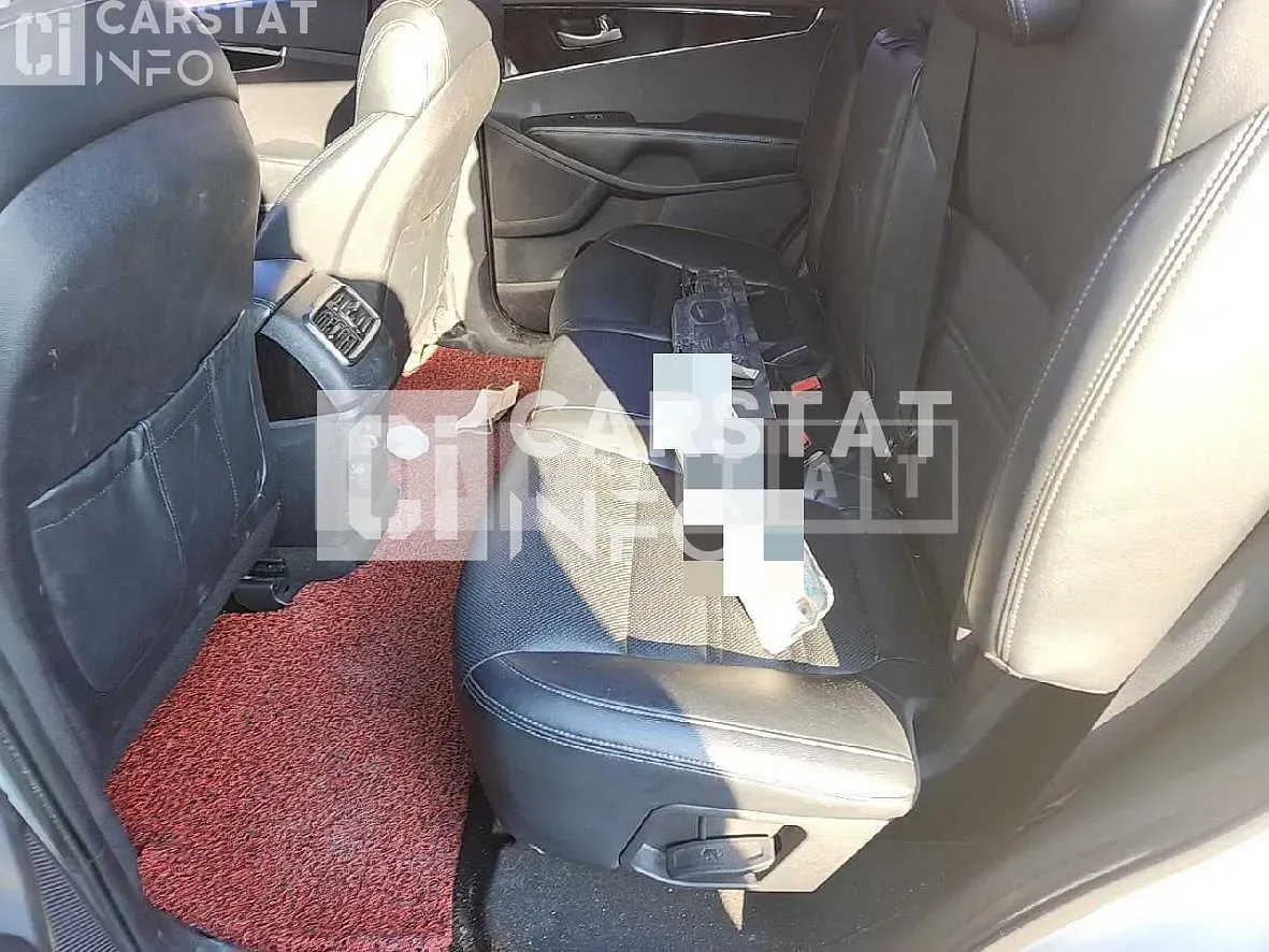 Photo 2 of 10: 2014 Kia Sorento 2.0 — Korean insurance auction
