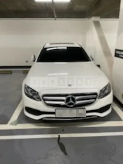 Photo 1 of 12: 2017 Mercedes-Benz E220d, VIN WDDZF0EB9HA040072 — Korean insurance auction