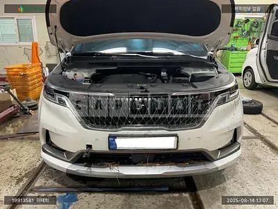 Photo 1 of 19: 2022 Kia Carnival High Limousine, VIN KNANE813BPS266011 — Korean insurance auction