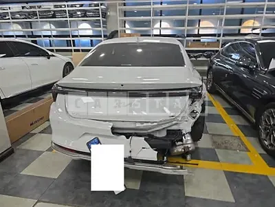 Photo 1 of 8: 2025 Kia K8 — Korean insurance auction