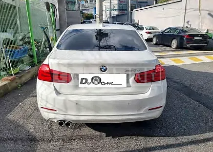 Photo 2 of 13: 2017 BMW 320d, VIN WBA8C5105HA069078 — Korean insurance auction