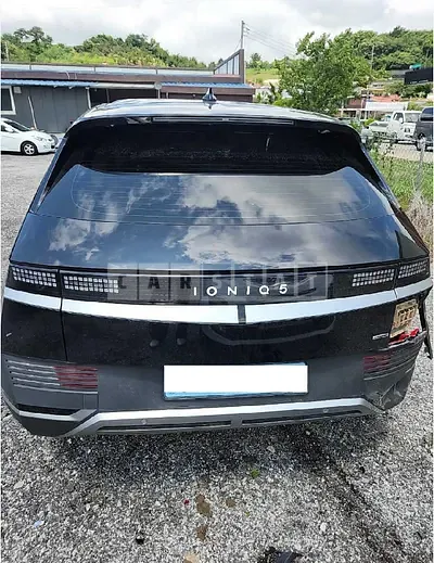 Photo 1 of 33: 2023 Hyundai Modern Ionic 5 — Korean insurance auction