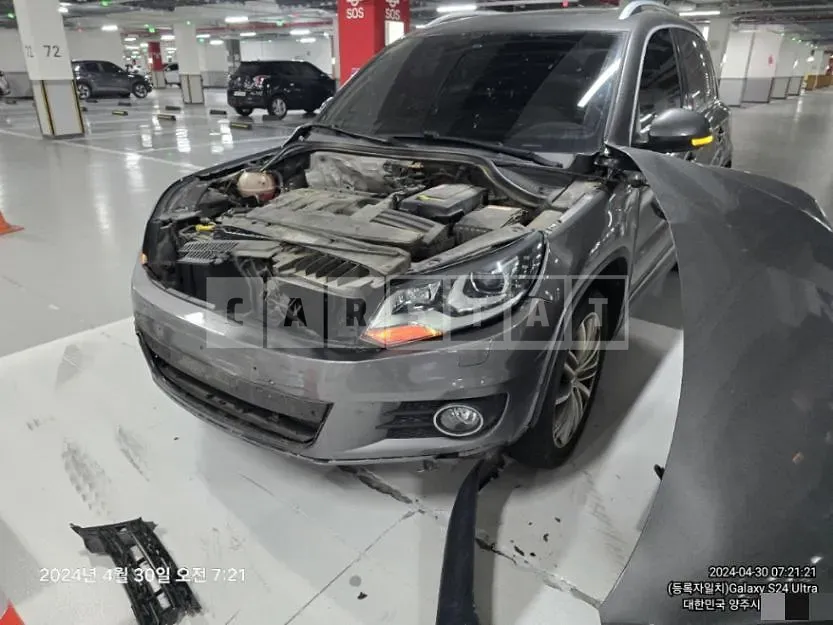 Photo 2 of 16: 2016 Volkswagen Tiguan 2.0 TDI BMT — Korean insurance auction