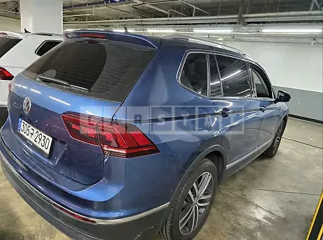 Photo 2 of 13: 2020 Volkswagen Tiguan Allspace 2.0 TDI — Korean insurance auction