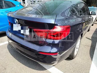 Photo 1 of 33: 2018 BMW 320d Gran Turismo, VIN WBA8T3108JG804739 — Korean insurance auction