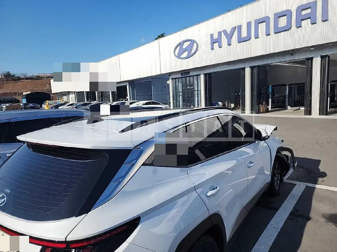 Photo 2 of 13: 2021 Hyundai Tucson Hybrid, VIN KMHJE811BNU037673 — Korean insurance auction