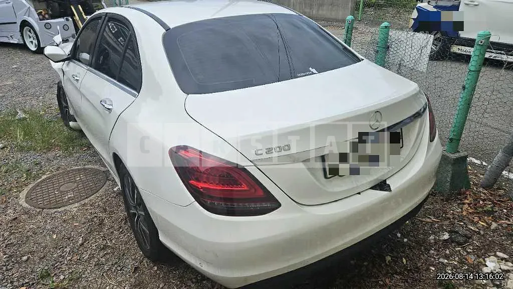 Photo 2 of 34: 2020 Mercedes-Benz C200 — Korean insurance auction